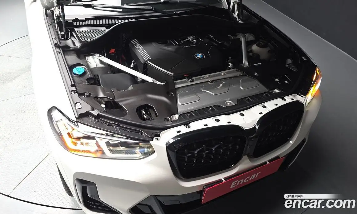 BMW X4 2025 2.0 автомат (гидро), фото 6