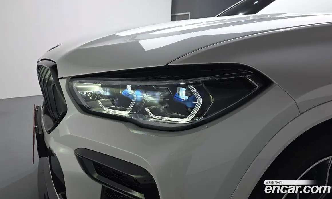 BMW X6 2022 3.0 автомат (гидро), фото 7