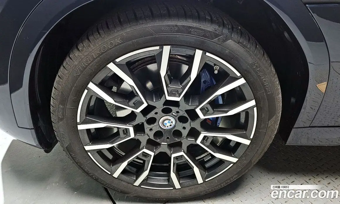 BMW X6 2025 3.0 автомат (гидро), фото 5 BMW X6 2025 3.0 автомат (гидро), фото 5