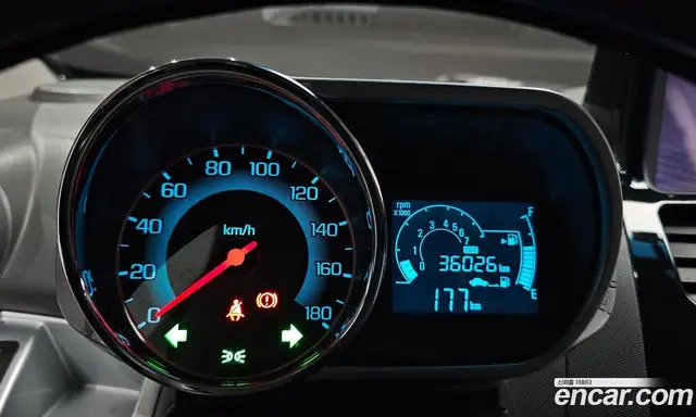 Chevrolet Spark 2014 1.0 автомат (гидро), миниатюра 11