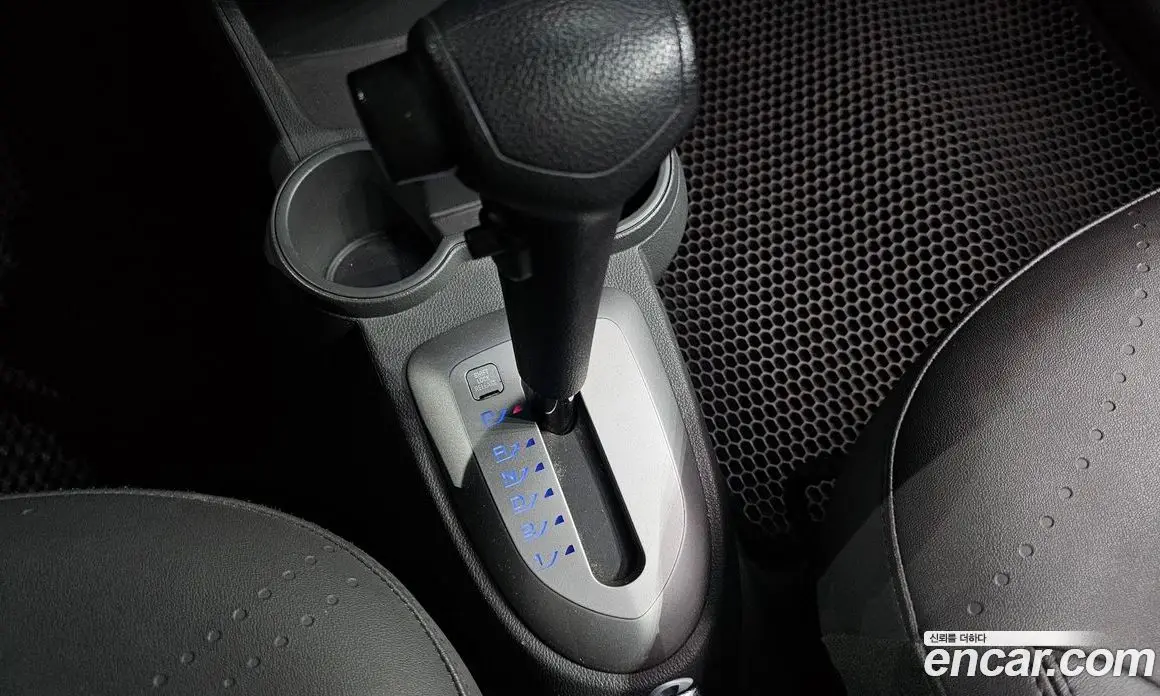 Chevrolet Spark 2014 1.0 автомат (гидро), фото 12