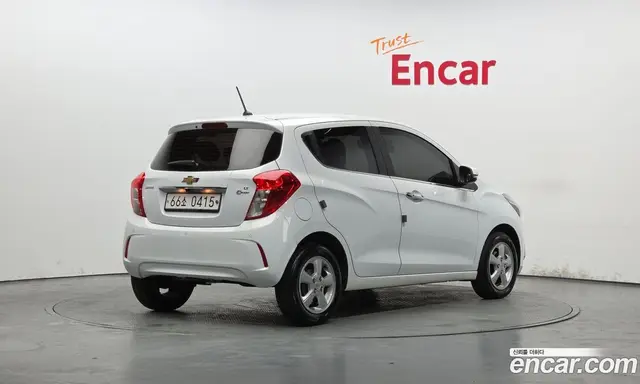 Chevrolet Spark 2016 1.0 автомат (гидро), миниатюра 2