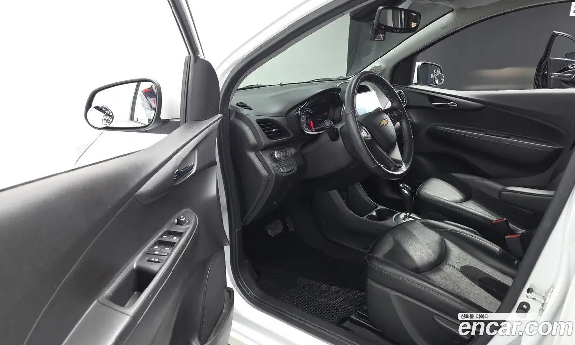 Chevrolet Spark 2016 1.0 автомат (гидро), фото 17