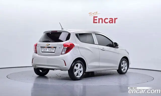 Chevrolet Spark 2017 1.0 автомат (гидро), миниатюра 2