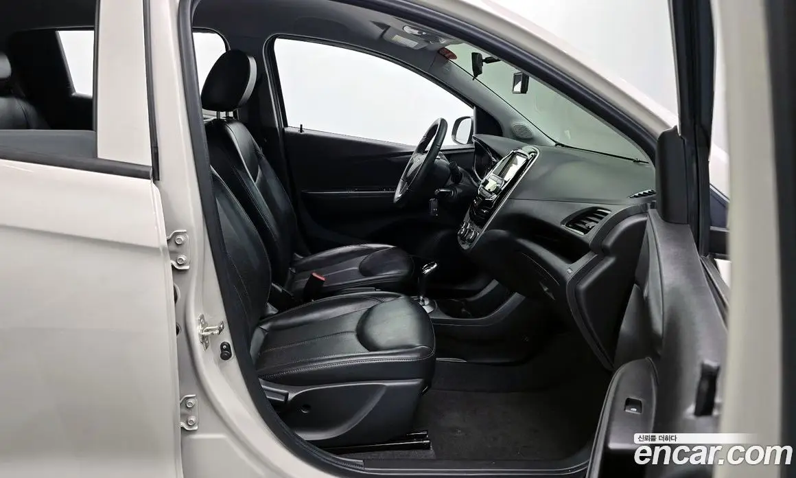 Chevrolet Spark 2017 1.0 автомат (гидро), фото 17