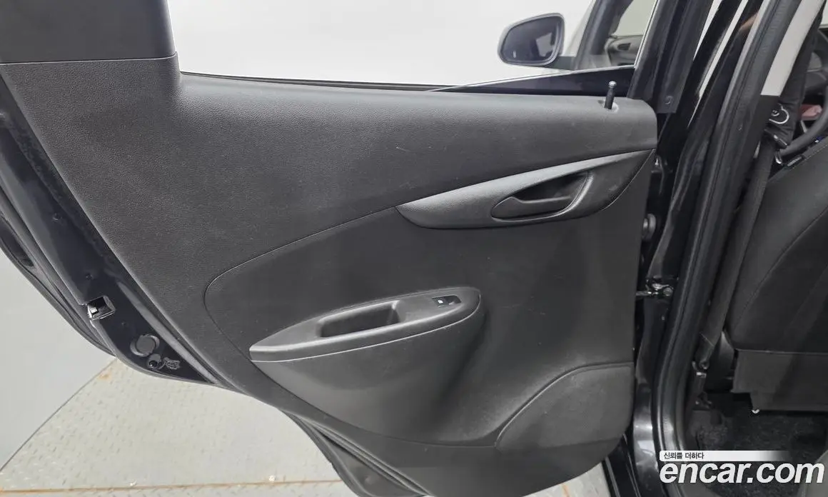 Chevrolet Spark 2017 1.0 автомат (гидро), фото 15