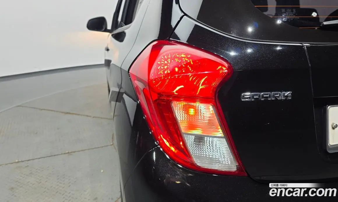 Chevrolet Spark 2017 1.0 автомат (гидро), фото 9