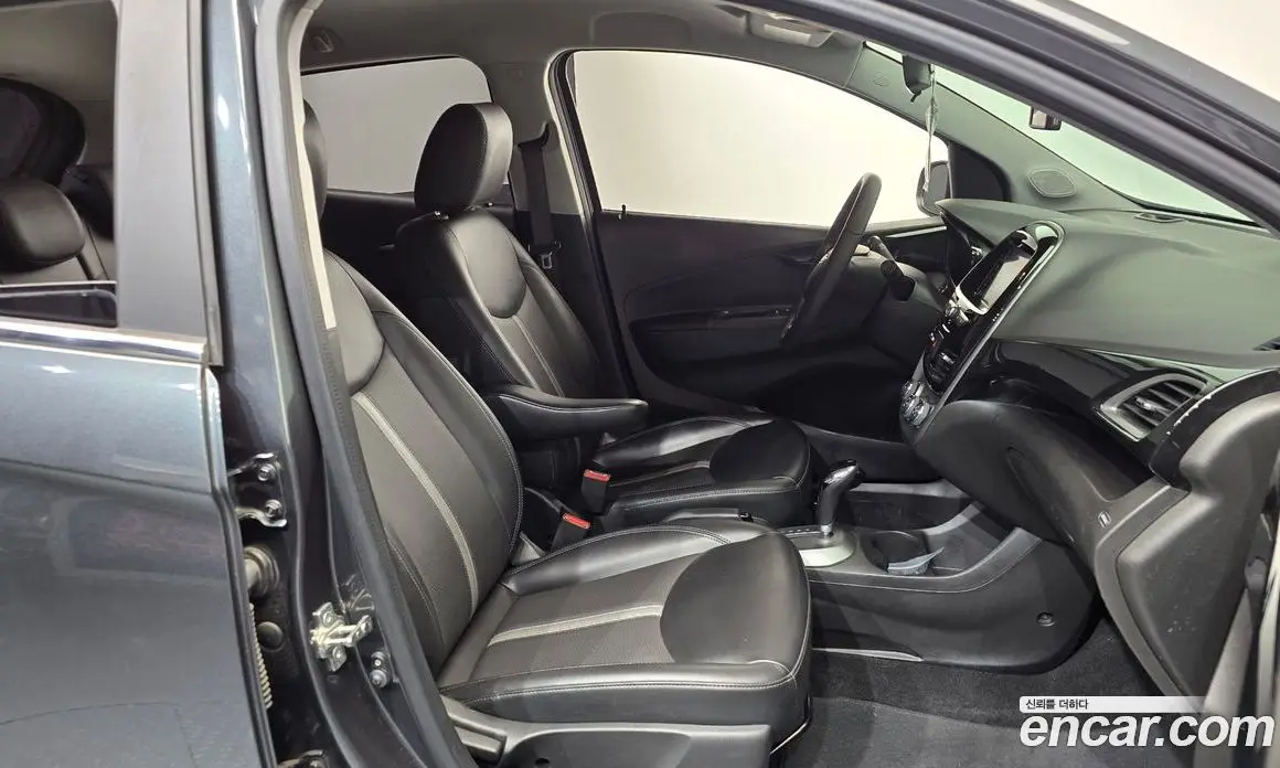 Chevrolet Spark 2019 1.0 автомат (гидро), фото 16