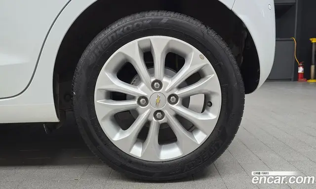 Chevrolet Spark 2021 1.0 автомат (гидро), миниатюра 7