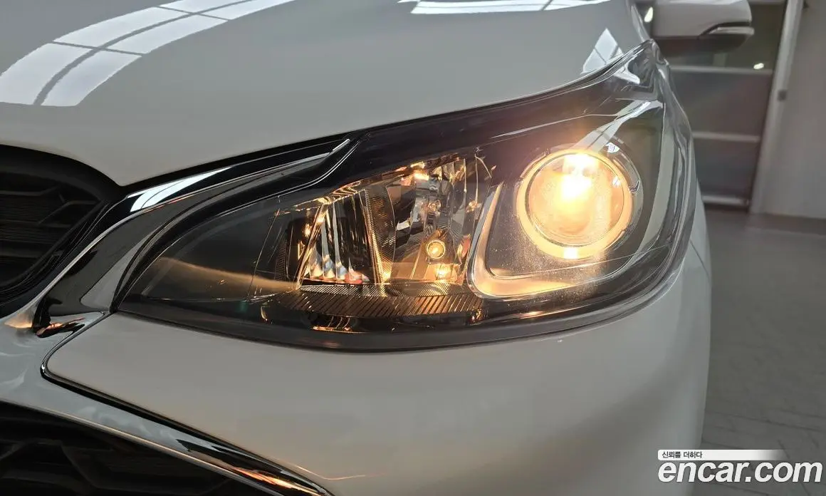 Chevrolet Spark 2021 1.0 автомат (гидро), фото 8