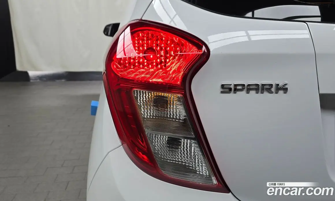 Chevrolet Spark 2021 1.0 автомат (гидро), фото 9