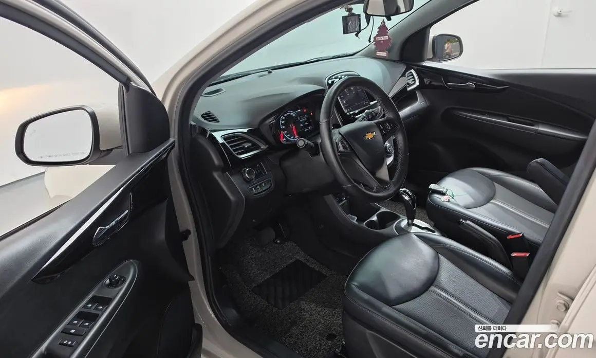Chevrolet Spark 2021 1.0 автомат (гидро), фото 13
