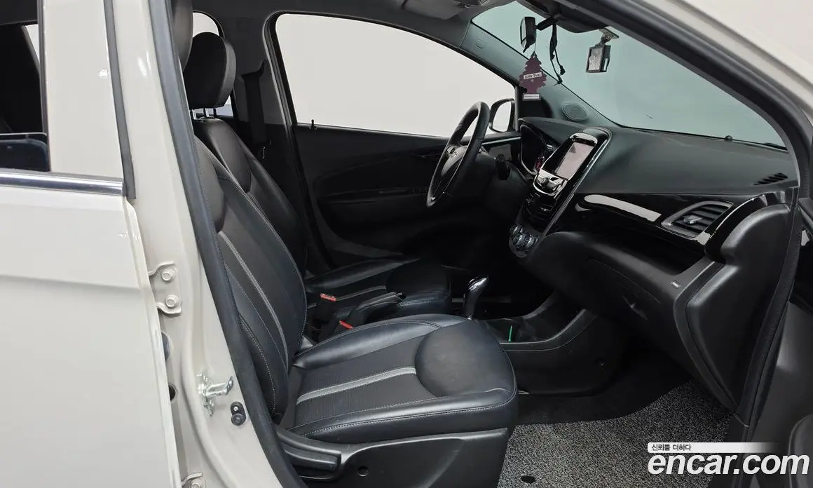 Chevrolet Spark 2021 1.0 автомат (гидро), фото 16