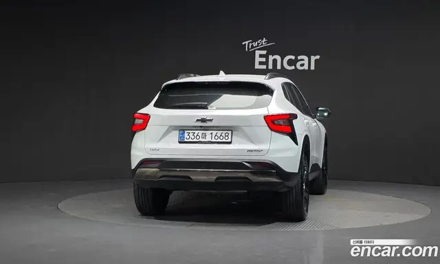 Chevrolet Trax 2023 1.2 автомат (гидро), миниатюра 4