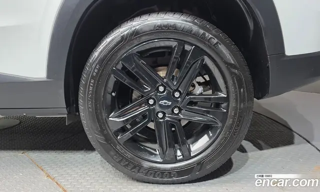 Chevrolet Trax 2023 1.2 автомат (гидро), миниатюра 7