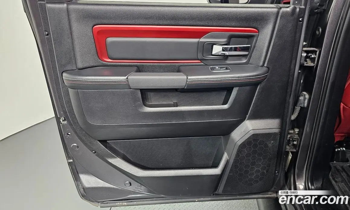 Dodge Ram Pick Up 2015 5.7 автомат (гидро), фото 14