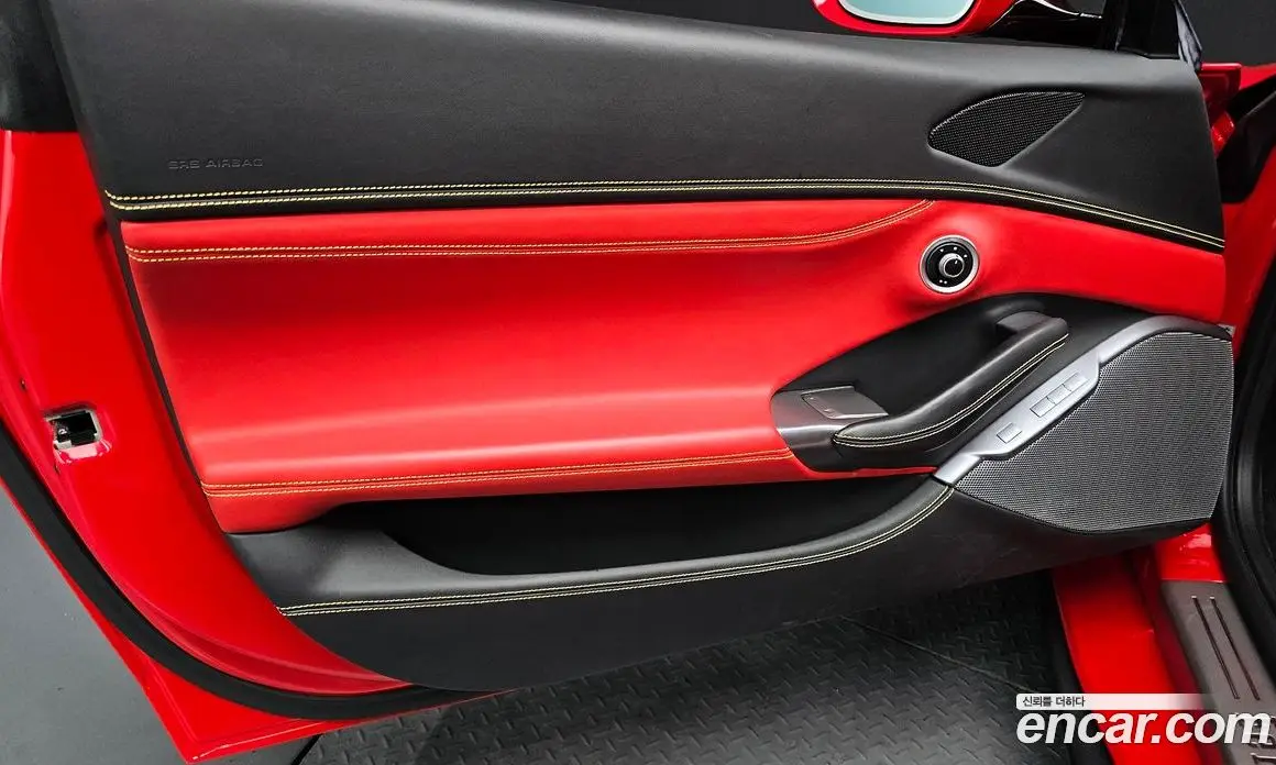 Ferrari Portofino 2019 3.9 автомат (гидро), фото 14 Ferrari Portofino 2019 3.9 автомат (гидро), фото 14