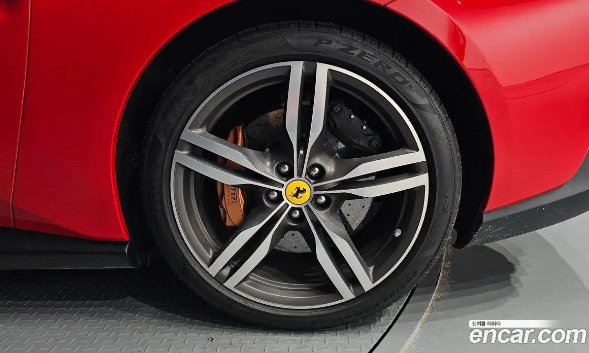 Ferrari Portofino 2019 3.9 автомат (гидро), фото 7 Ferrari Portofino 2019 3.9 автомат (гидро), фото 7