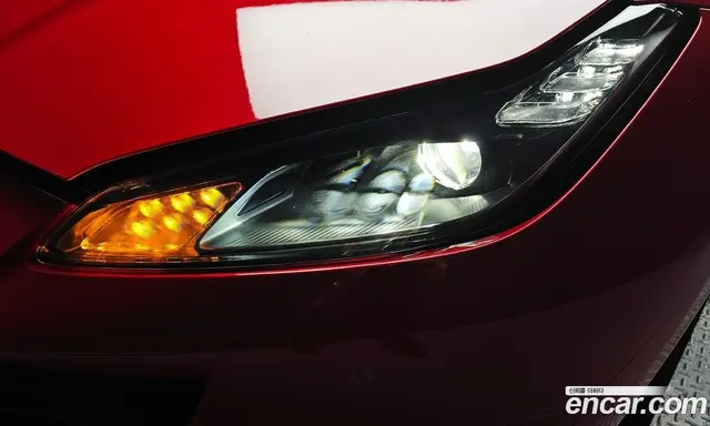 Ferrari Portofino 2019 3.9 автомат (гидро), миниатюра 8 Ferrari Portofino 2019 3.9 автомат (гидро), миниатюра 8