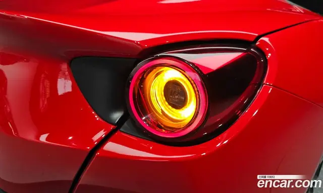 Ferrari Portofino 2019 3.9 автомат (гидро), миниатюра 9 Ferrari Portofino 2019 3.9 автомат (гидро), миниатюра 9