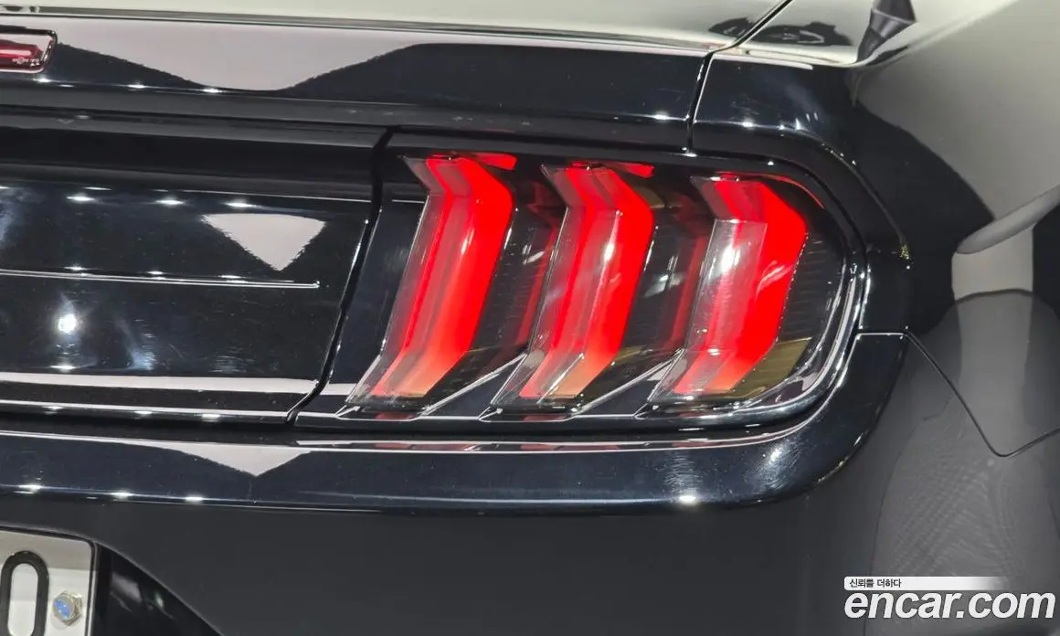 Ford Mustang 2020 5.0 автомат (гидро), фото 9