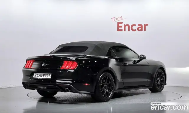 Ford Mustang 2021 2.3 автомат (гидро), миниатюра 2