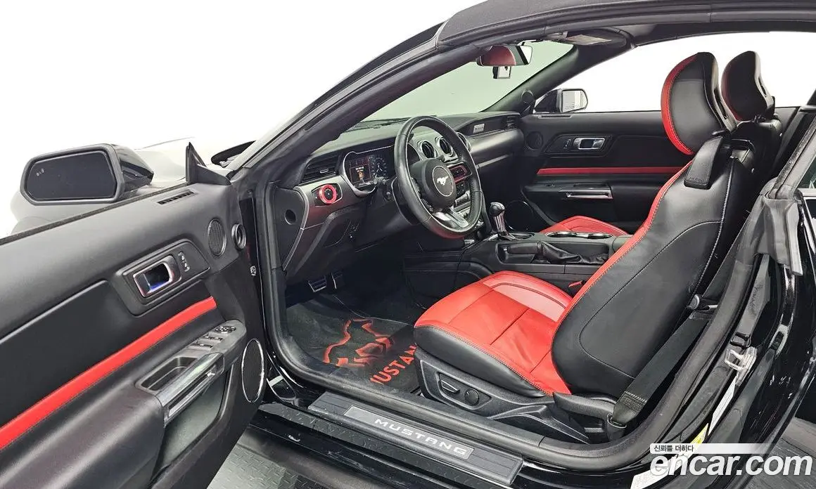 Ford Mustang 2021 2.3 автомат (гидро), фото 13