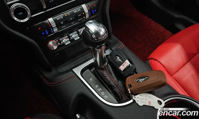 Ford Mustang 2023 2.3 автомат (гидро), миниатюра 12