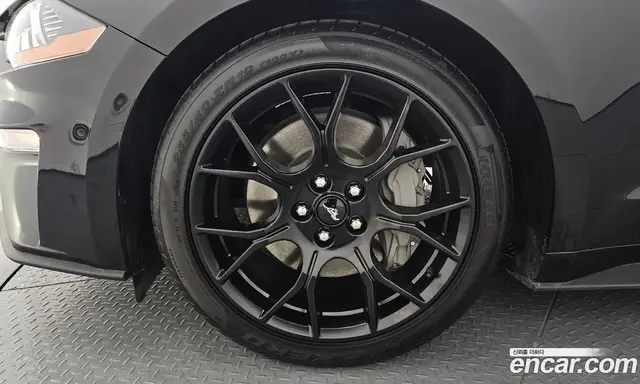 Ford Mustang 2023 2.3 автомат (гидро), миниатюра 5
