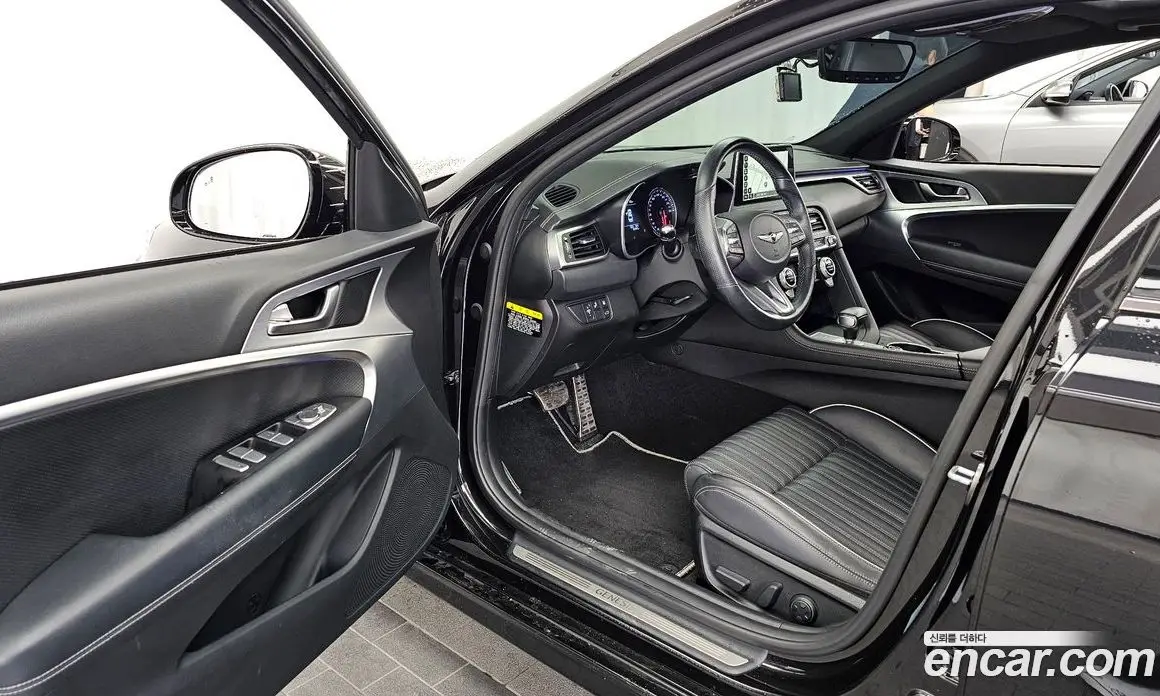 Genesis G70 2017 3.3 автомат (гидро), фото 13 Genesis G70 2017 3.3 автомат (гидро), фото 13