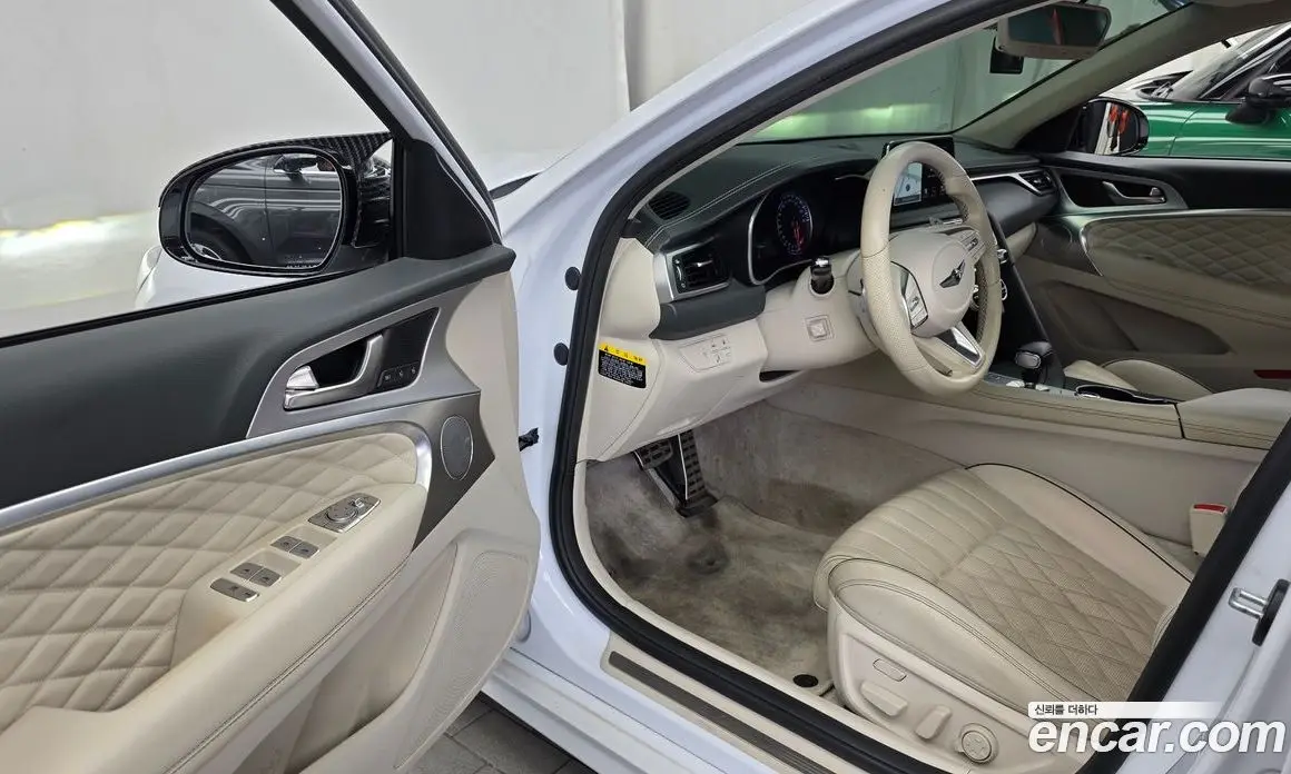 Genesis G70 2017 3.3 автомат (гидро), фото 13 Genesis G70 2017 3.3 автомат (гидро), фото 13