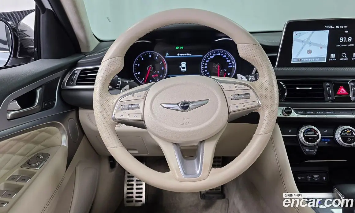 Genesis G70 2017 3.3 автомат (гидро), фото 18 Genesis G70 2017 3.3 автомат (гидро), фото 18