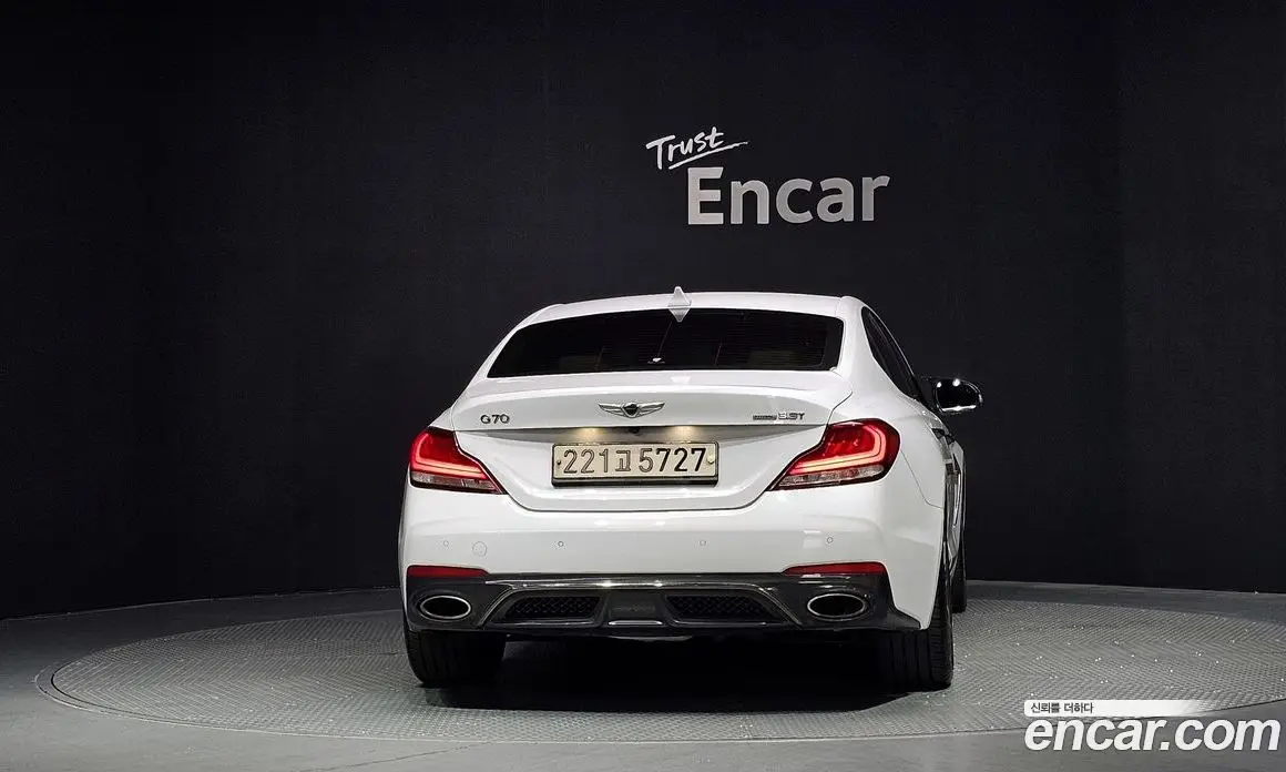 Genesis G70 2017 3.3 автомат (гидро), фото 4 Genesis G70 2017 3.3 автомат (гидро), фото 4
