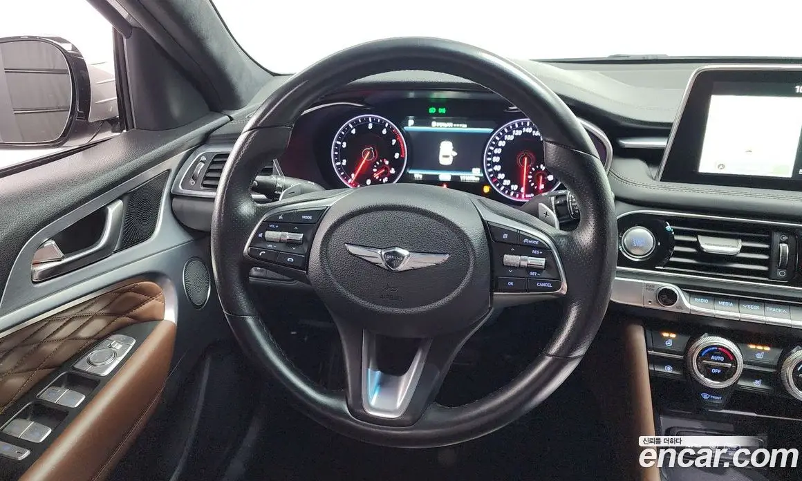 Genesis G70 2019 2.0 автомат (гидро), фото 18