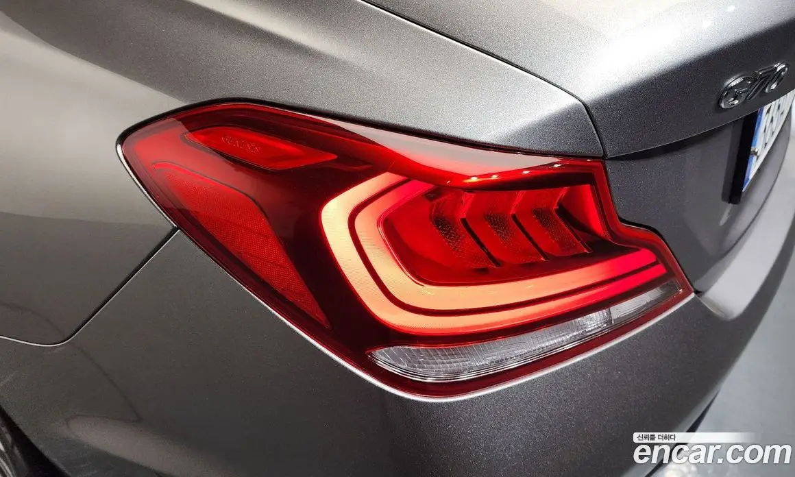 Genesis G70 2019 2.0 автомат (гидро), фото 8