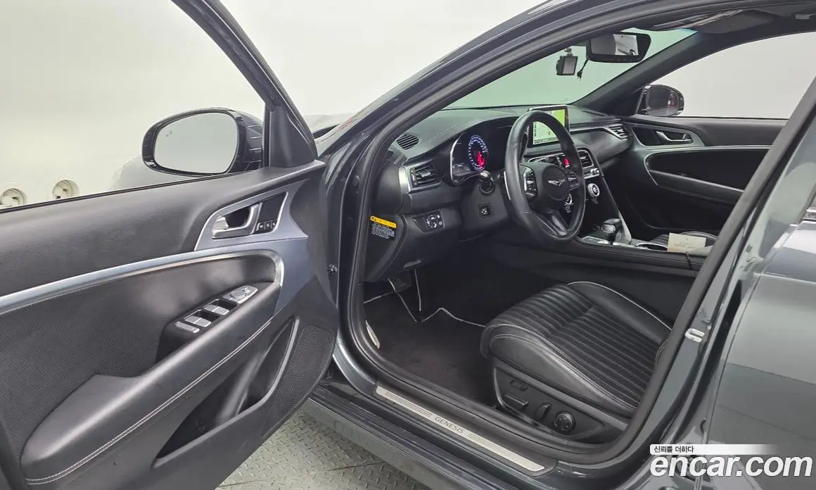 Genesis G70 2019 2.0 автомат (гидро), фото 13 Genesis G70 2019 2.0 автомат (гидро), фото 13