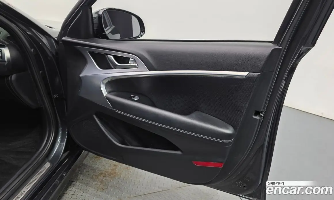 Genesis G70 2019 2.0 автомат (гидро), фото 14 Genesis G70 2019 2.0 автомат (гидро), фото 14