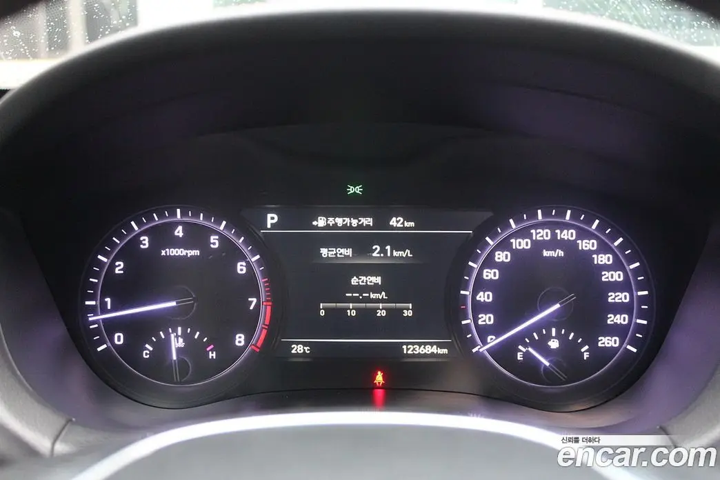 Genesis G80 2017 3.3 автомат (гидро), фото 6 Genesis G80 2017 3.3 автомат (гидро), фото 6
