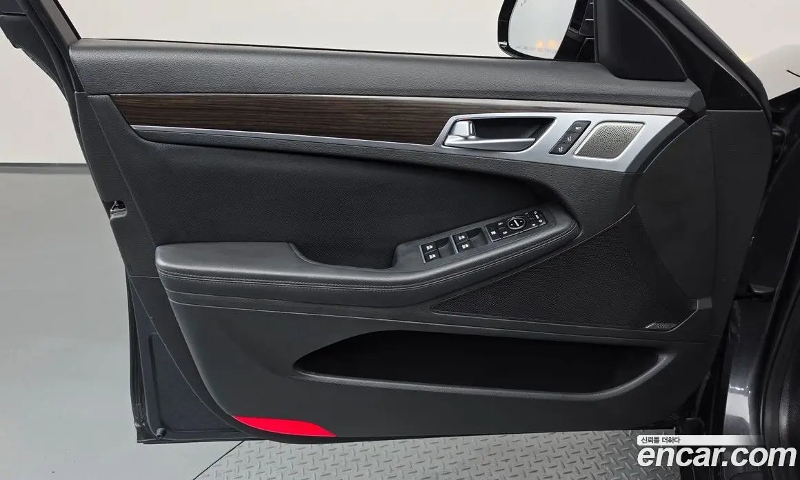Genesis G80 2018 3.3 автомат (гидро), фото 14 Genesis G80 2018 3.3 автомат (гидро), фото 14