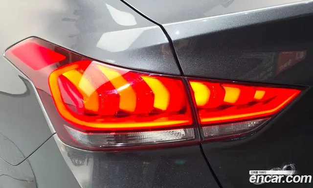 Genesis G80 2018 3.3 автомат (гидро), миниатюра 9 Genesis G80 2018 3.3 автомат (гидро), миниатюра 9