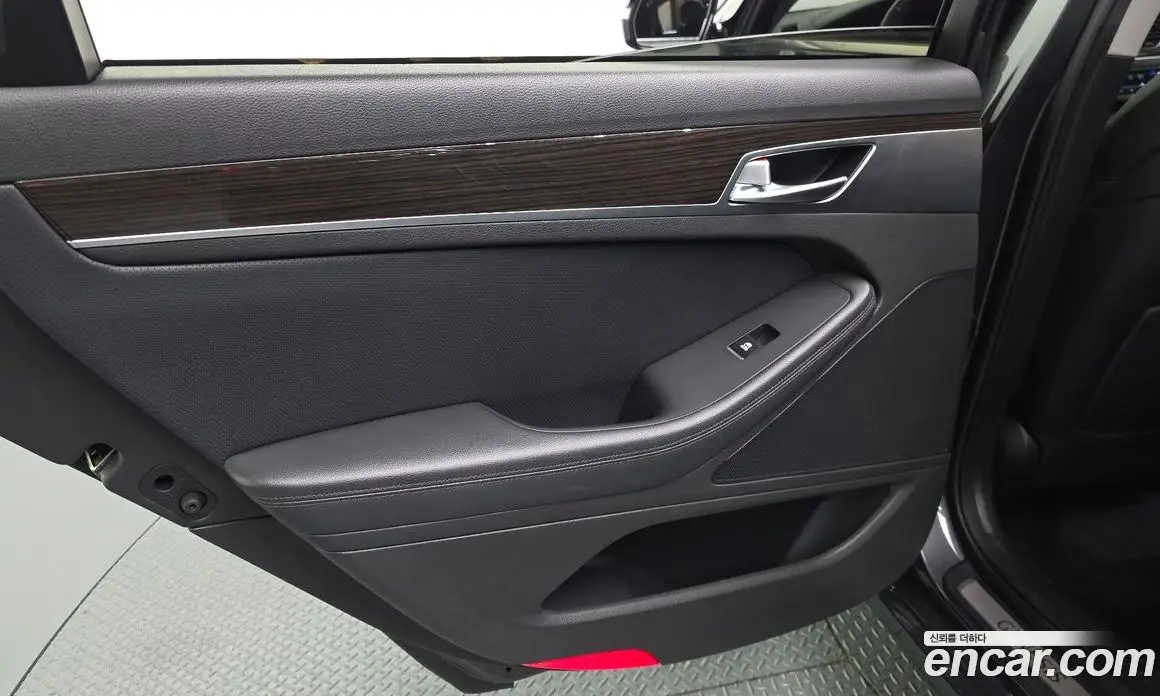 Genesis G80 2019 3.3 автомат (гидро), фото 15 Genesis G80 2019 3.3 автомат (гидро), фото 15