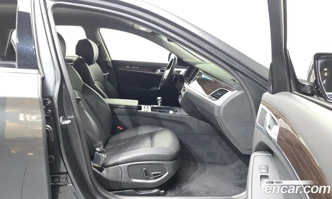 Genesis G80 2019 3.3 автомат (гидро), фото 17 Genesis G80 2019 3.3 автомат (гидро), фото 17