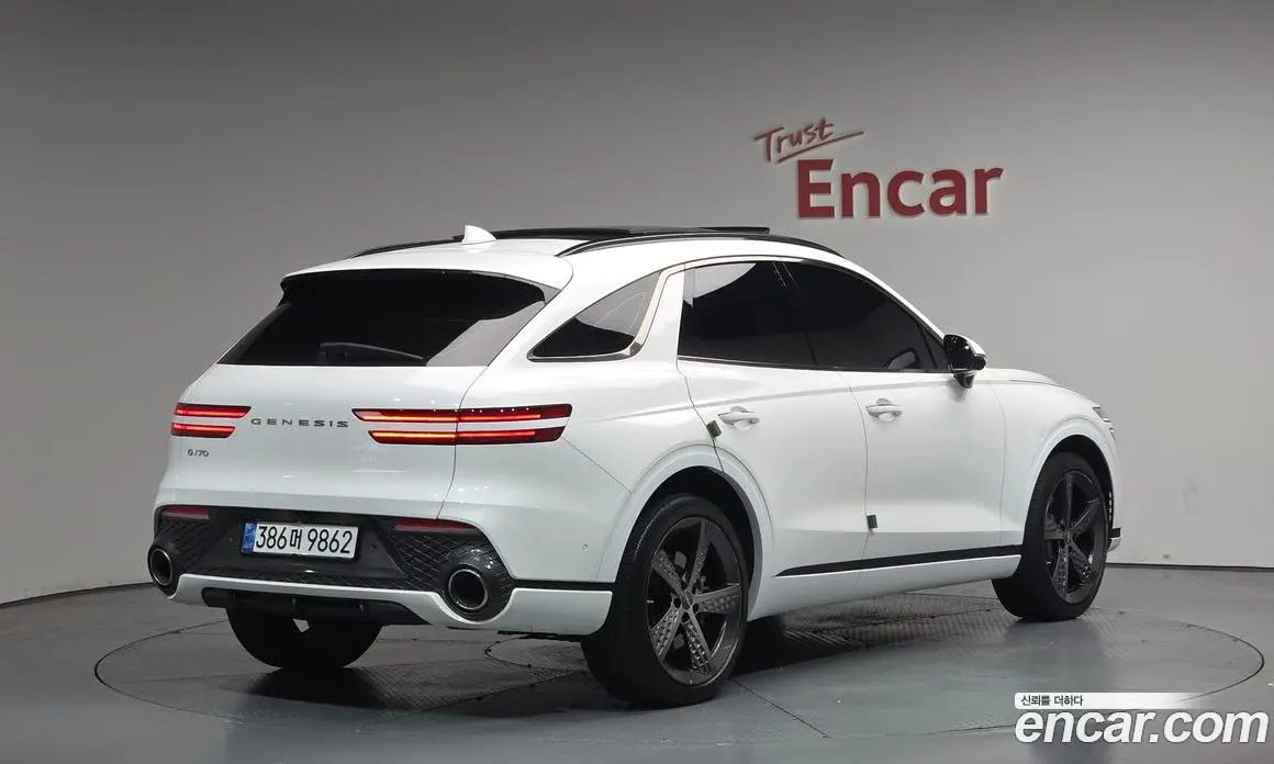 Genesis GV70 2021 2.5 автомат (гидро), фото 1 Genesis GV70 2021 2.5 автомат (гидро), фото 1