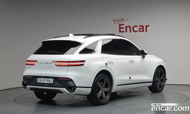 Genesis GV70, 2021, 73 780 км