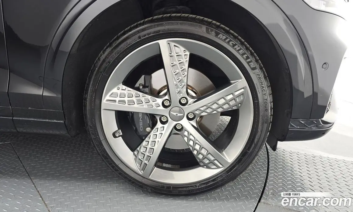 Genesis GV70 2021 2.5 автомат (гидро), фото 6 Genesis GV70 2021 2.5 автомат (гидро), фото 6