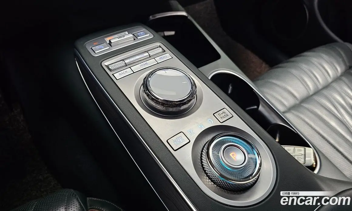 Genesis GV70 2021 2.5 автомат (гидро), фото 12