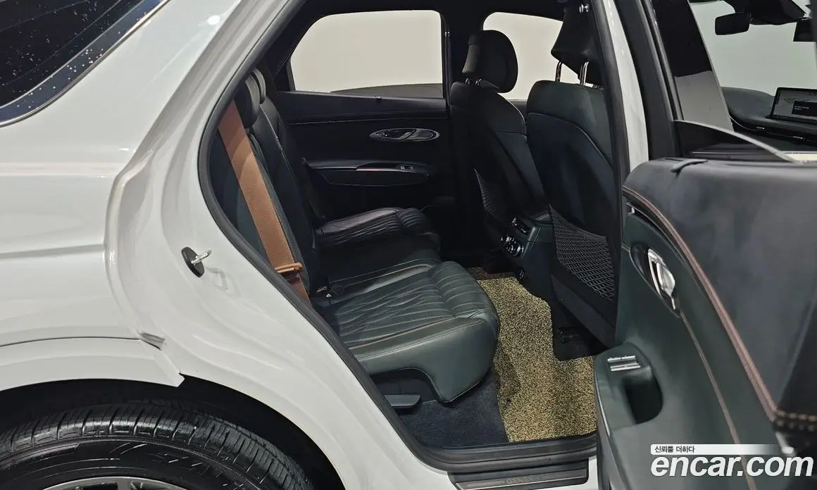 Genesis GV70 2021 2.5 автомат (гидро), фото 17