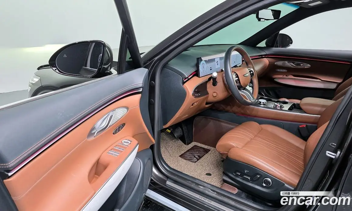 Genesis GV70 2024 2.5 автомат (гидро), фото 13