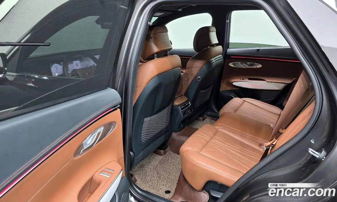Genesis GV70 2024 2.5 автомат (гидро), фото 18