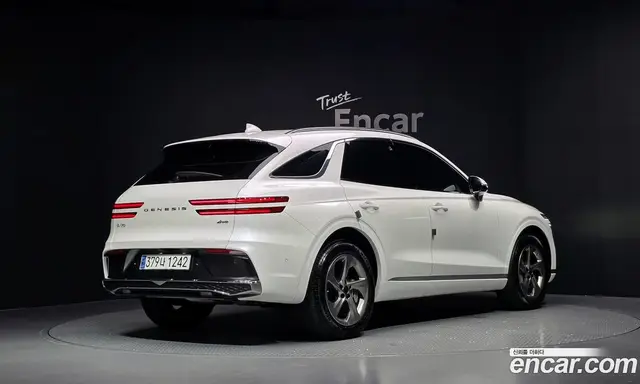 Genesis GV70 2024 2.5 автомат (гидро), миниатюра 2